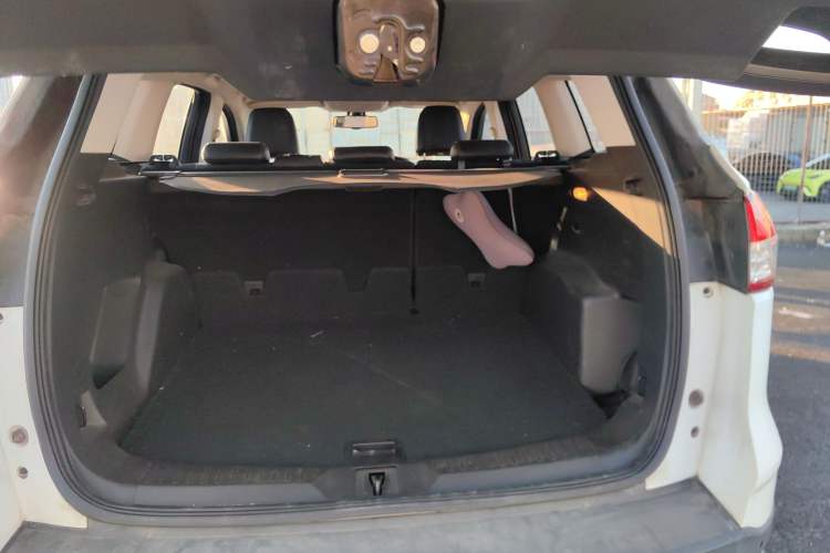 Used Ford Kuga 2015 1.5L GTDi Two-Wheel Drive Fashion Edition Trunk