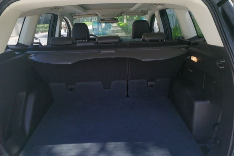 Used Ford Kuga 2015 1.5L GTDi Two-Wheel-Drive Comfort Model Trunk