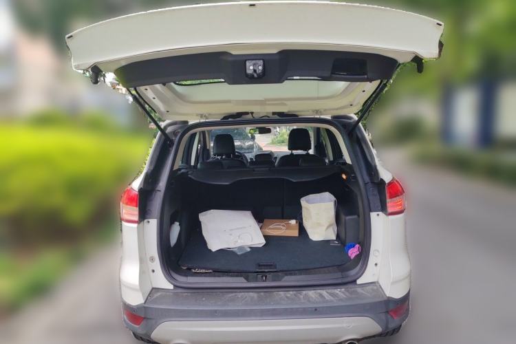 Used Ford Kuga 2015 1.5L GTDi Two-Wheel Drive Fashion Edition Trunk