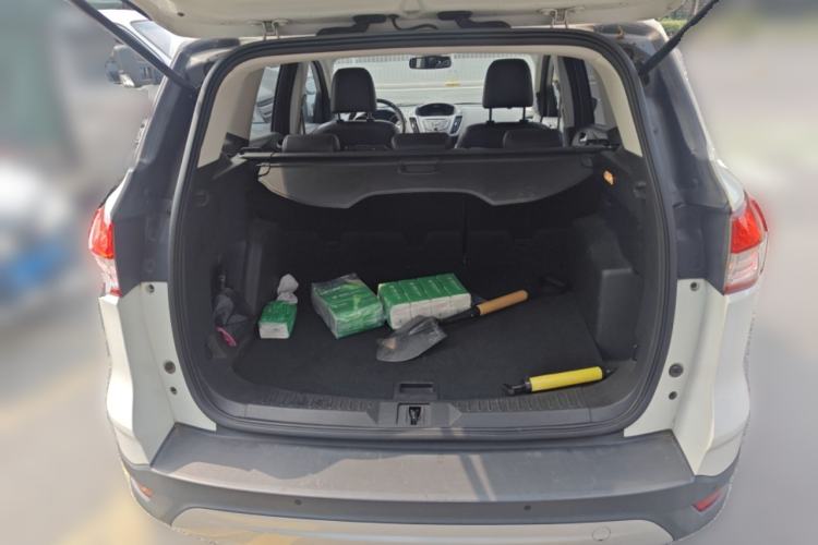 Used Ford Kuga 2015 1.5L GTDi Two-Wheel Drive Fashion Edition Trunk