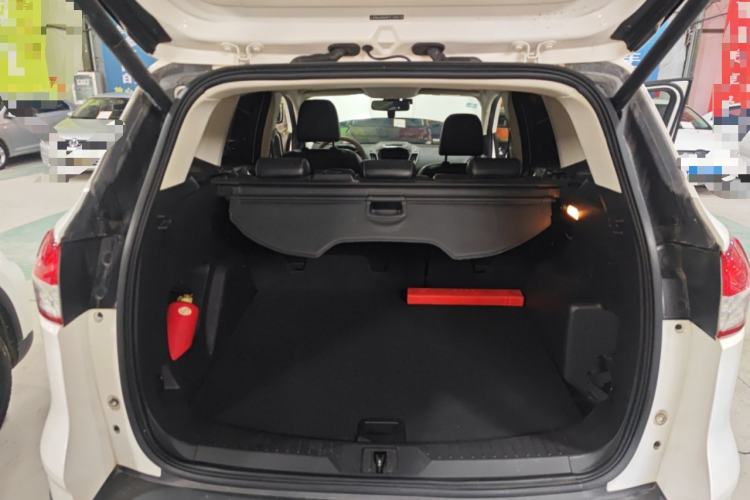 Used Ford Kuga 2015 2.0L GTDi Four-Wheel Drive Elite Model Trunk