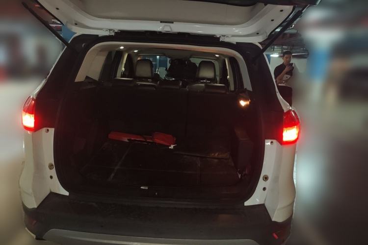 Used Ford Kuga 2015 1.5L GTDi Two-Wheel Drive Fashion Edition Trunk