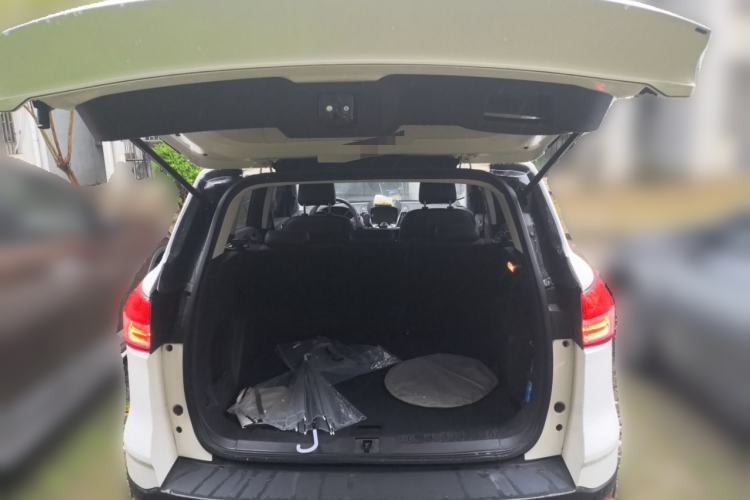 Used Ford Kuga 2015 1.5L GTDi Two-Wheel Drive Fashion Edition Trunk