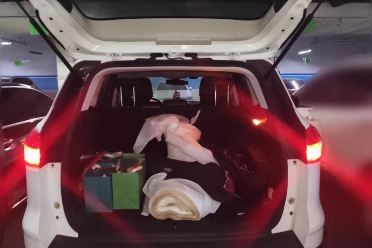 Used Ford Kuga 2015 1.5L GTDi Two-Wheel Drive Fashion Edition Trunk