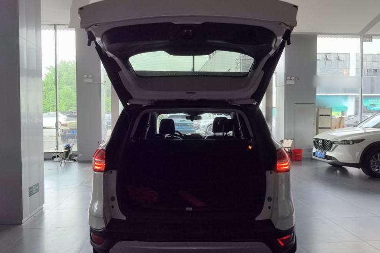 Used Ford Kuga 2015 1.5L GTDi Four-Wheel-Drive Elite Model Trunk