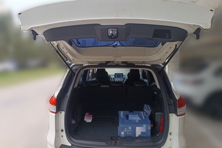Used Ford Kuga 2015 1.5L GTDi Two-Wheel-Drive Comfort Model Trunk