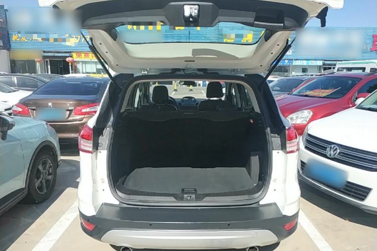 Used Ford Kuga 2015 1.5L GTDi Two-Wheel Drive Fashion Edition Trunk