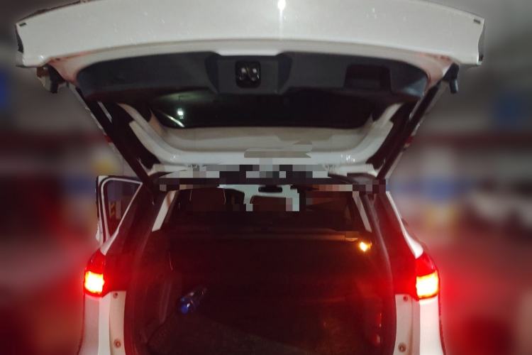 Used Ford Kuga 2015 1.5L GTDi Four-Wheel-Drive Elite Model Trunk