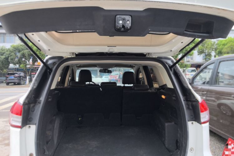 Used Ford Kuga 2015 1.5L GTDi Two-Wheel Drive Fashion Edition Trunk