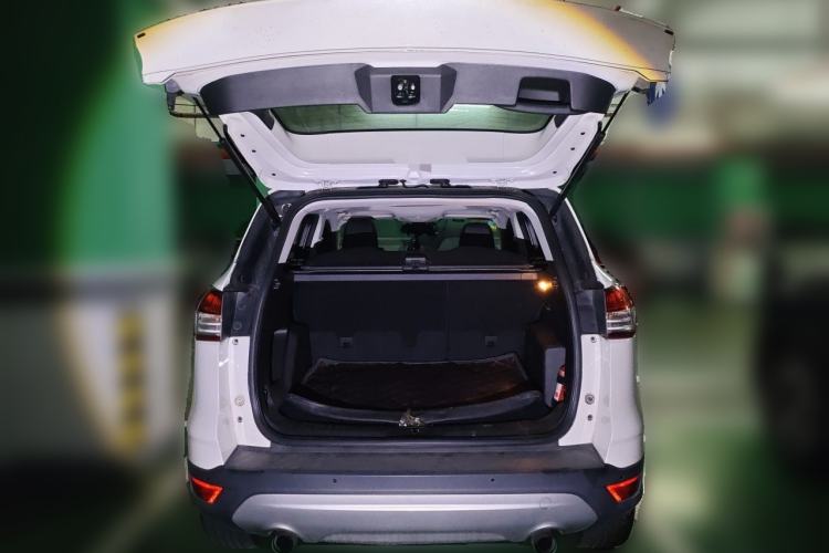 Used Ford Kuga 2015 1.5L GTDi Two-Wheel Drive Fashion Edition Trunk
