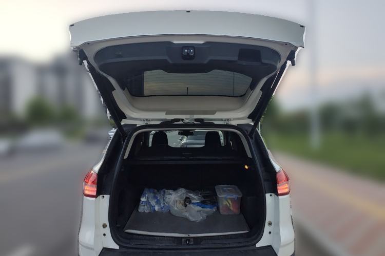Used Ford Kuga 2015 2.0L GTDi Four-Wheel Drive Elite Model Trunk