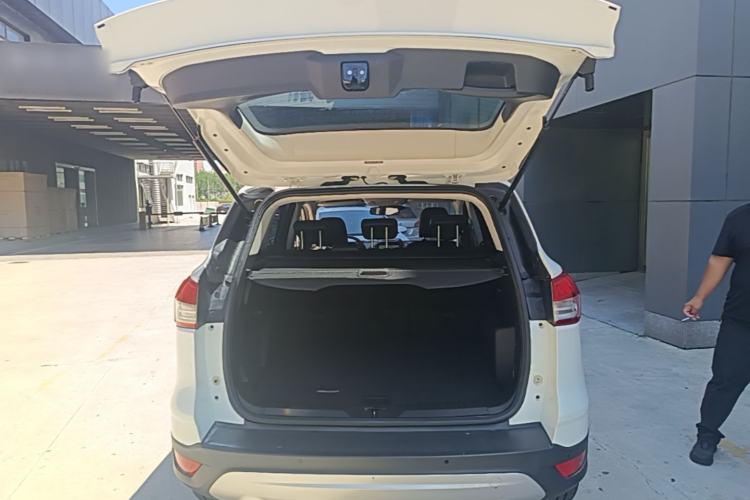 Used Ford Kuga 2015 1.5L GTDi Two-Wheel Drive Fashion Edition Trunk