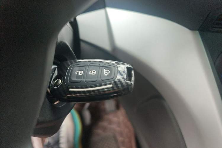 Used Ford Kuga 2015 1.5L GTDi Two-Wheel Drive Fashion Edition Vehicle Key