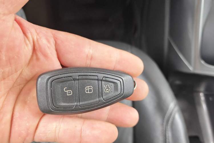 Used Ford Kuga 2015 2.0L GTDi Four-Wheel Drive Prestige Model Vehicle Key