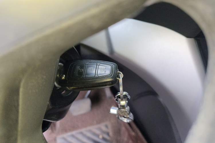 Used Ford Kuga 2015 1.5L GTDi Two-Wheel-Drive Comfort Model Vehicle Key