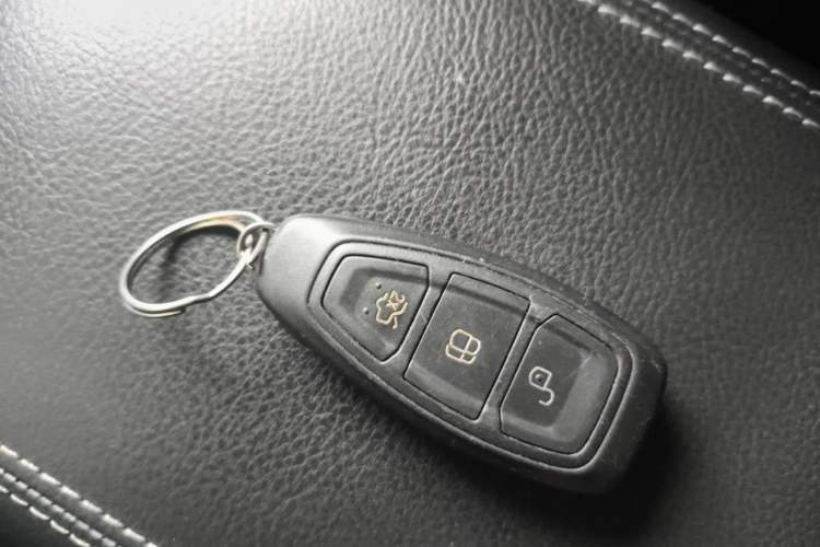 Used Ford Kuga 2015 2.0L GTDi Four-Wheel Drive Prestige Model Vehicle Key