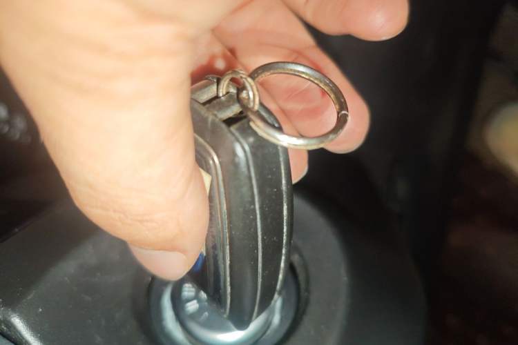 Used Ford Kuga 2015 1.5L GTDi Two-Wheel-Drive Comfort Model Vehicle Key