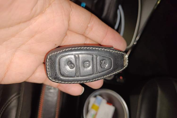 Used Ford Kuga 2015 2.0L GTDi Four-Wheel-Drive Sport Model Vehicle Key