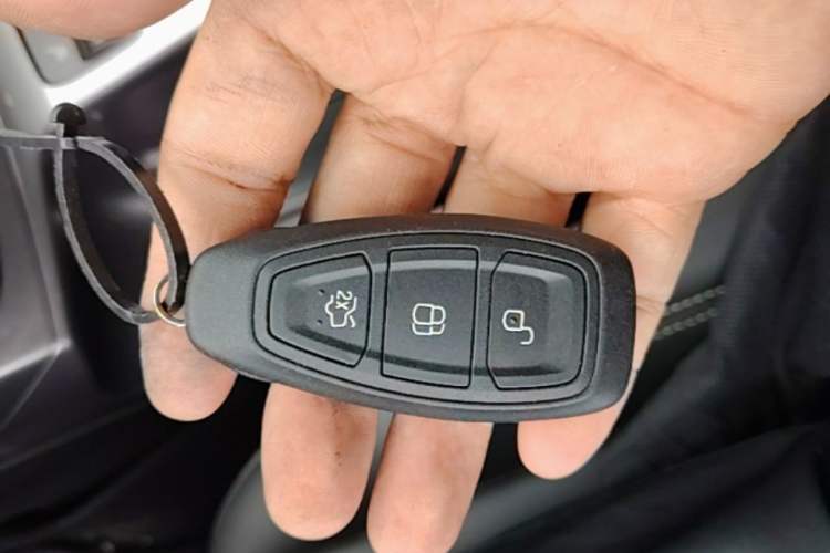 Used Ford Kuga 2015 1.5L GTDi Four-Wheel-Drive Elite Model Vehicle Key