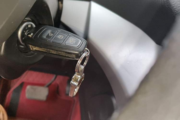 Used Ford Kuga 2015 1.5L GTDi Two-Wheel Drive Fashion Edition Vehicle Key
