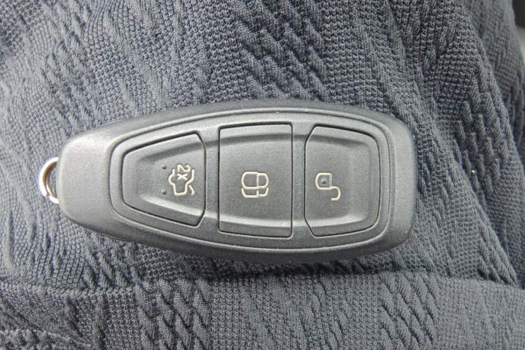 Used Ford Kuga 2015 2.0L GTDi Four-Wheel Drive Elite Model Vehicle Key