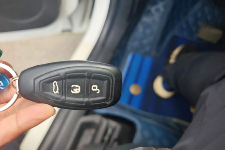 Used Ford Kuga 2015 2.0L GTDi Four-Wheel-Drive Sport Model Vehicle Key