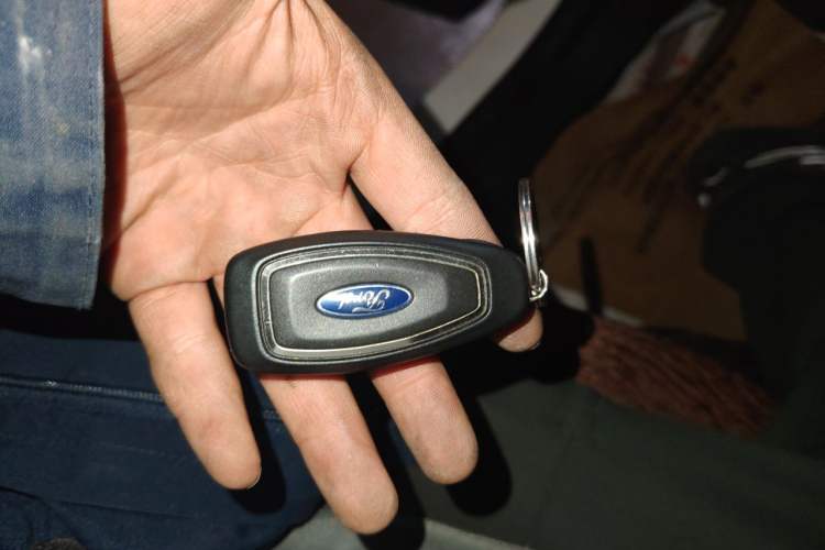 Used Ford Kuga 2015 1.5L GTDi Four-Wheel-Drive Elite Model Vehicle Key