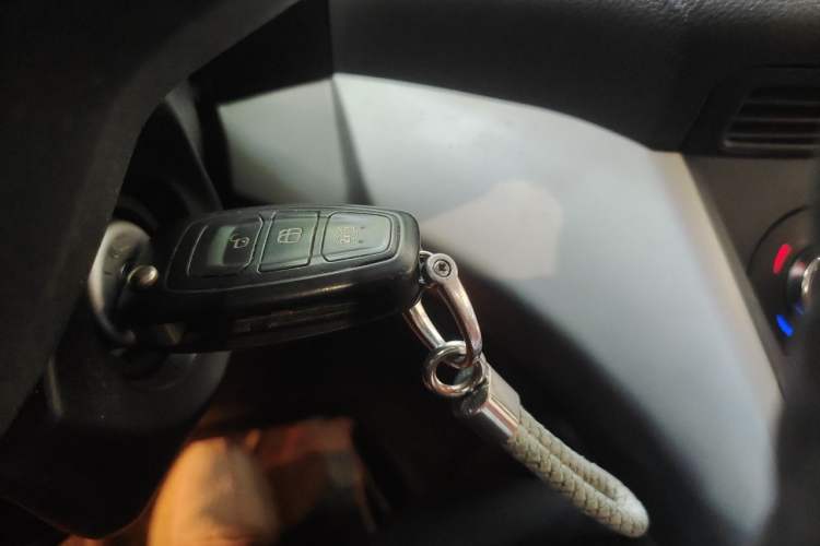 Used Ford Kuga 2015 1.5L GTDi Two-Wheel Drive Fashion Edition Vehicle Key