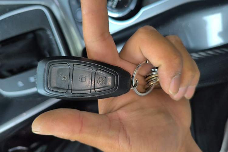 Used Ford Kuga 2015 2.0L GTDi Four-Wheel Drive Elite Model Vehicle Key