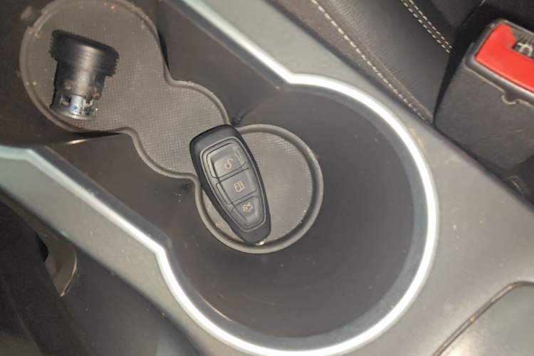 Used Ford Kuga 2015 2.0L GTDi Four-Wheel Drive Elite Model Vehicle Key