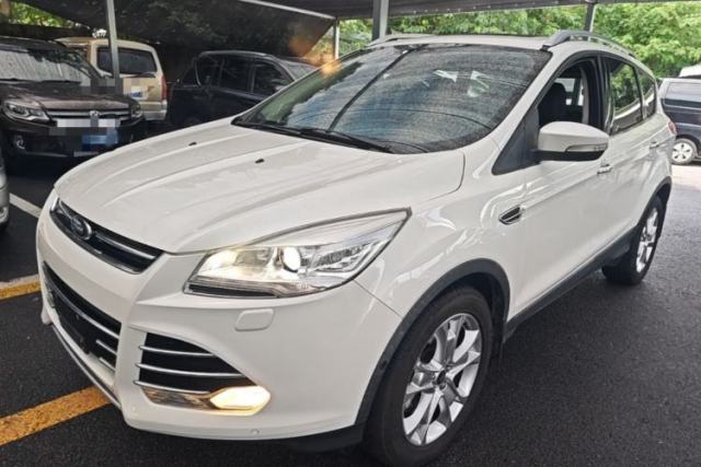 Used Ford Kuga 2015 2.0L GTDi Four-Wheel-Drive Sport Model