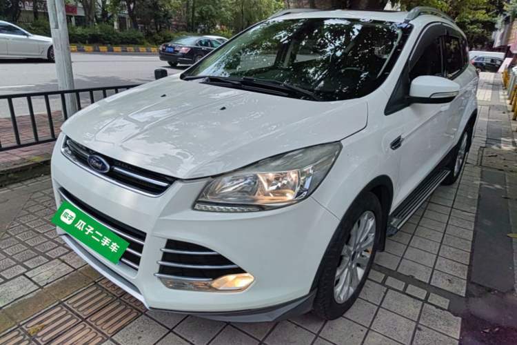 Używany Ford Kuga 2015 1.5L GTDi Two-Wheel Drive Fashion Edition Guazi used car, China used car export, Used car for sale, Used cars, Cheapest cars for sale