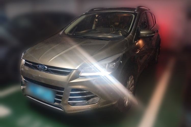Used Ford Kuga 2015 2.0L GTDi Four-Wheel Drive Prestige Model Guazi used car, China used car export, Used car for sale, Used cars, Cheapest cars for sale