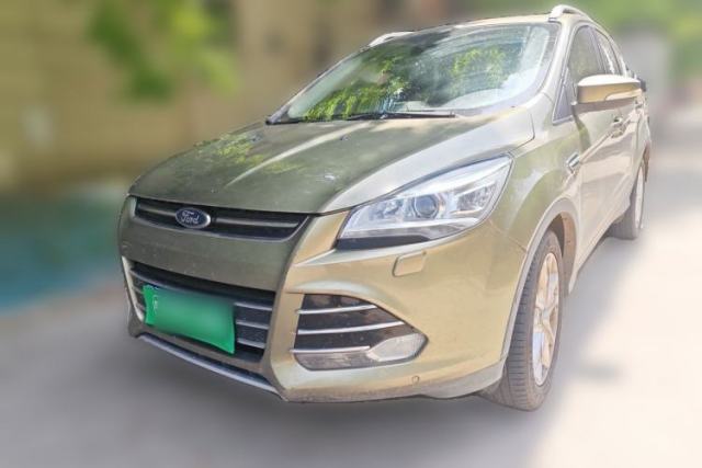 Used Ford Kuga 2015 2.0L GTDi Four-Wheel-Drive Sport Model