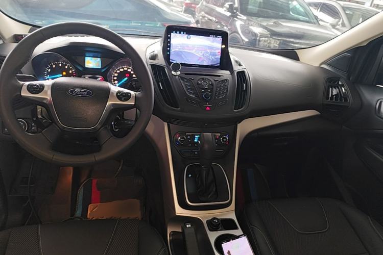 Used Ford Kuga 2015 1.5L GTDi Two-Wheel Drive Fashion Edition Center Console