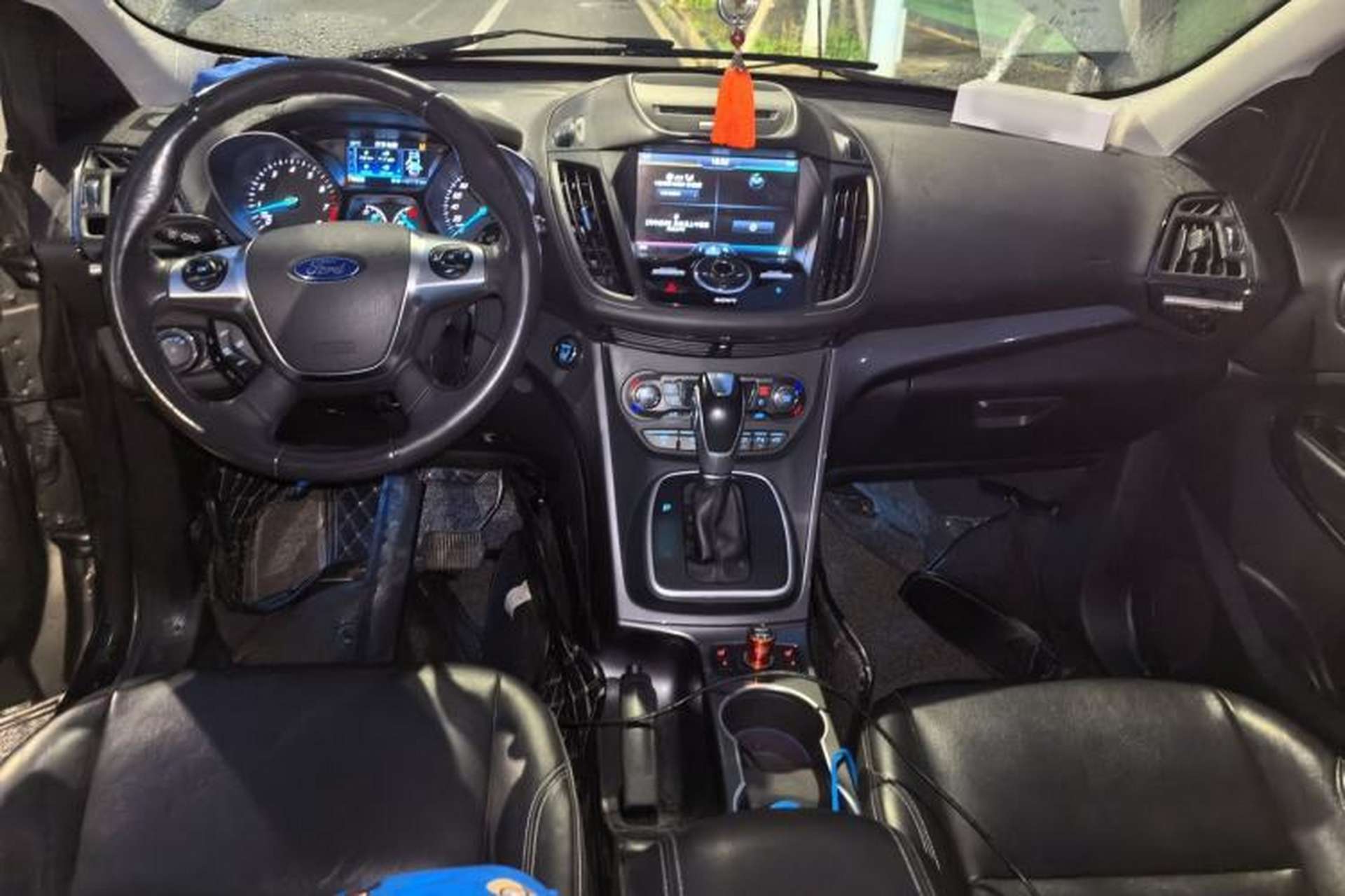 Used Ford Kuga 2015 2.0L GTDi Four-Wheel Drive Prestige Model Center Console