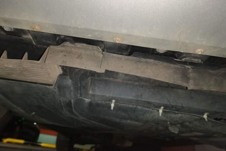 Used Ford Kuga 2015 1.5L GTDi Four-Wheel-Drive Elite Model Chassis Front