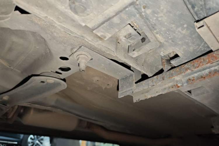 Used Ford Kuga 2015 1.5L GTDi Two-Wheel Drive Fashion Edition Chassis Front Left