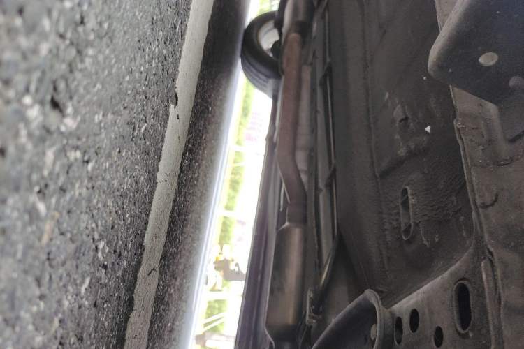 Used Ford Kuga 2015 1.5L GTDi Two-Wheel-Drive Comfort Model Chassis Front Right