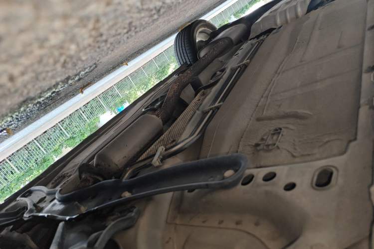 Used Ford Kuga 2015 1.5L GTDi Four-Wheel-Drive Elite Model Chassis Front Right