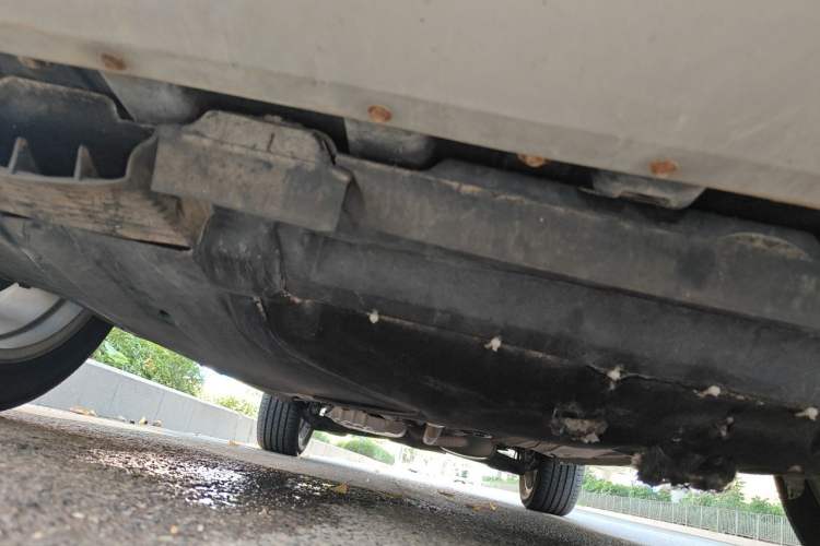 Used Ford Kuga 2015 1.5L GTDi Four-Wheel-Drive Elite Model Chassis Front