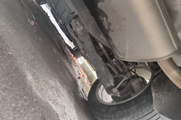 Used Ford Kuga 2015 1.5L GTDi Four-Wheel-Drive Elite Model Chassis Front