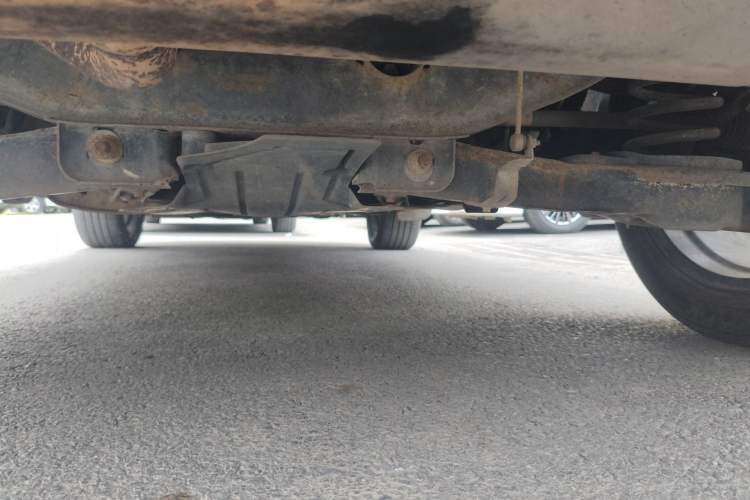 Used Ford Kuga 2015 2.0L GTDi Four-Wheel-Drive Sport Model Chassis Rear