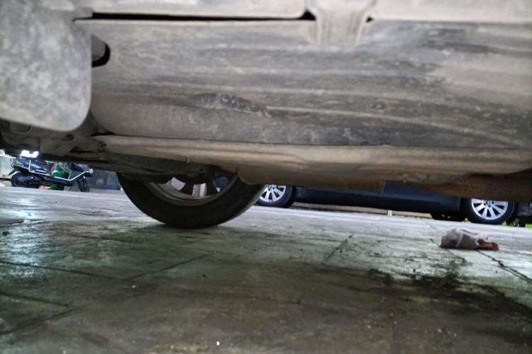 Used Ford Kuga 2015 1.5L GTDi Four-Wheel-Drive Elite Model Chassis Rear Right