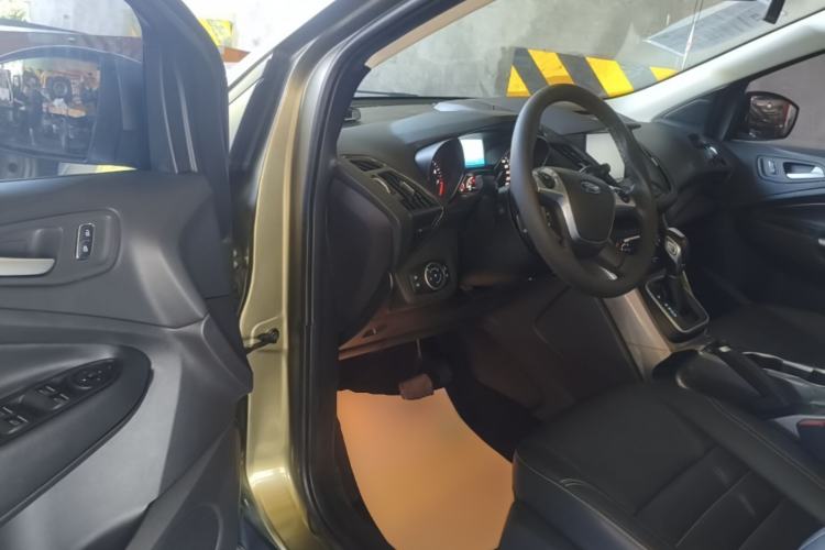 Used Ford Kuga 2015 1.5L GTDi Four-Wheel-Drive Elite Model Driver Seat