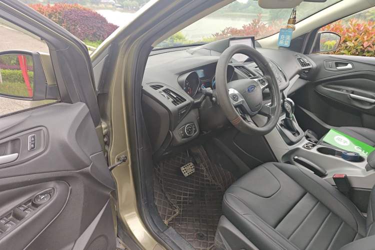 Used Ford Kuga 2015 1.5L GTDi Two-Wheel Drive Fashion Edition Driver Seat