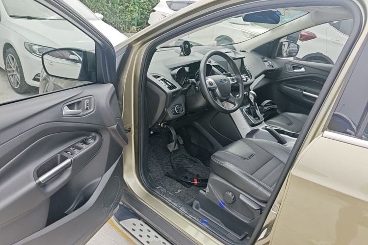 Used Ford Kuga 2015 1.5L GTDi Two-Wheel Drive Fashion Edition Driver Seat