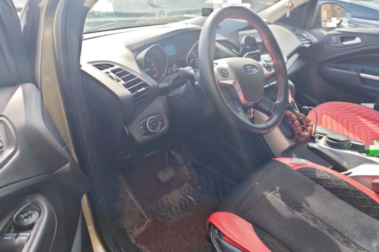 Used Ford Kuga 2015 1.5L GTDi Two-Wheel-Drive Comfort Model Driver Seat