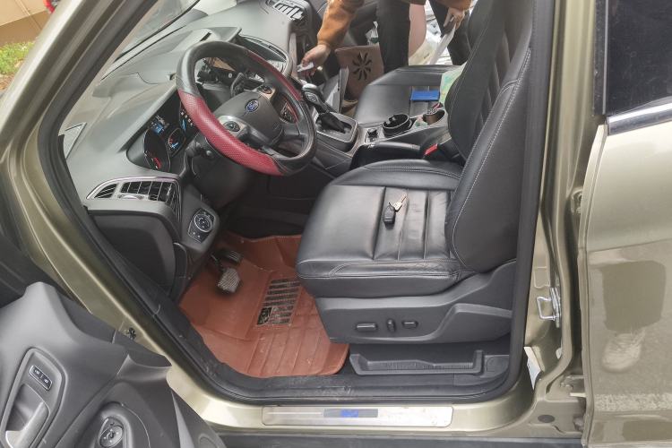 Used Ford Kuga 2015 1.5L GTDi Four-Wheel-Drive Elite Model Driver Seat