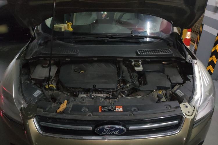 Used Ford Kuga 2015 1.5L GTDi Two-Wheel-Drive Comfort Model Engine Bay